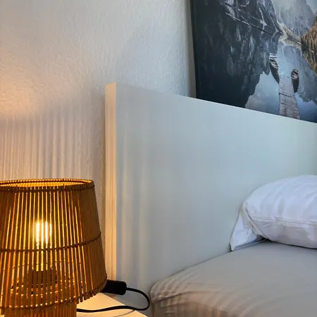 Comfortable Private In A Prime Location! Hbf
